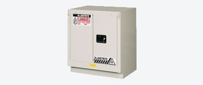 spill-control-2-fume-hoods-1014