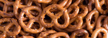 pretzel-shaped-molecules-chemicals-0828